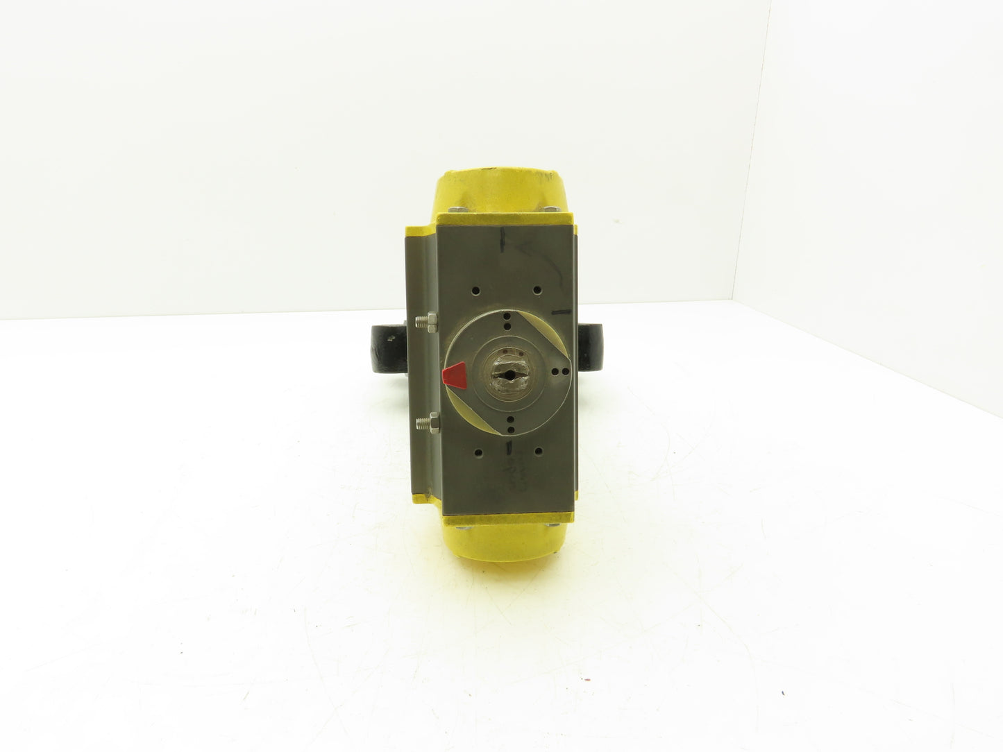 Apollo 143 4" Lug Butterfly Valve 200psi w/Pneumatic Actuator AD075