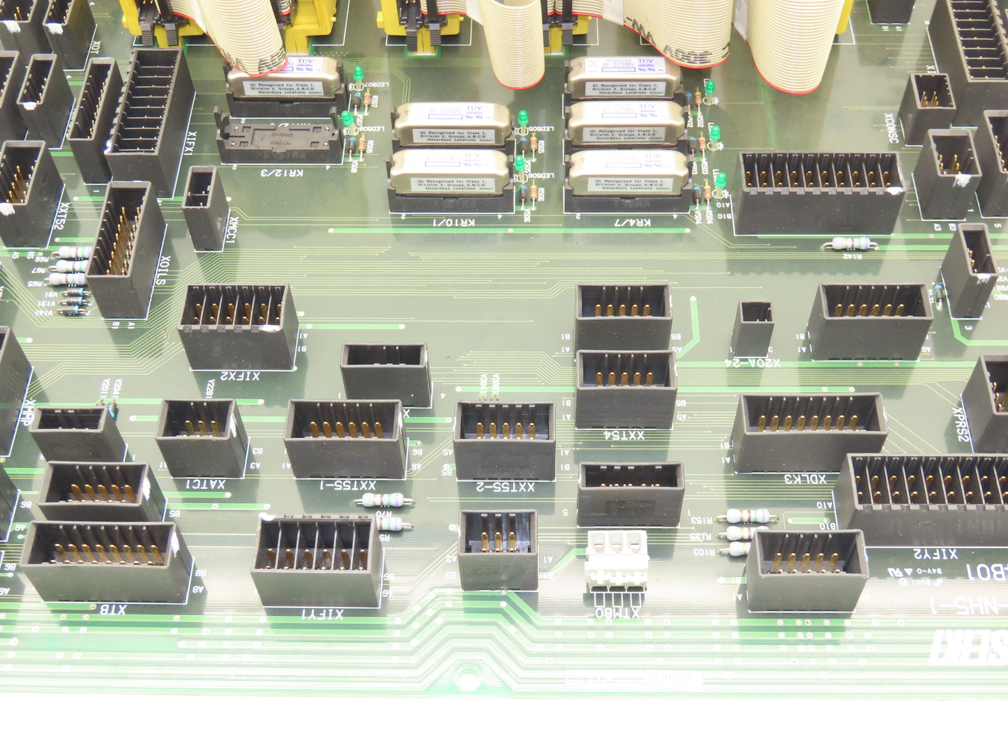 Mori Seiki AP-DTP-NH5-1 Lathe Distribution Module Relay Board With 6 I/O Cards