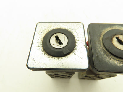 ABB WAW937/8ZM 3HAC 2355-1/03 Control Switch 2-Position 25A 690V NO KEY Lot of 2