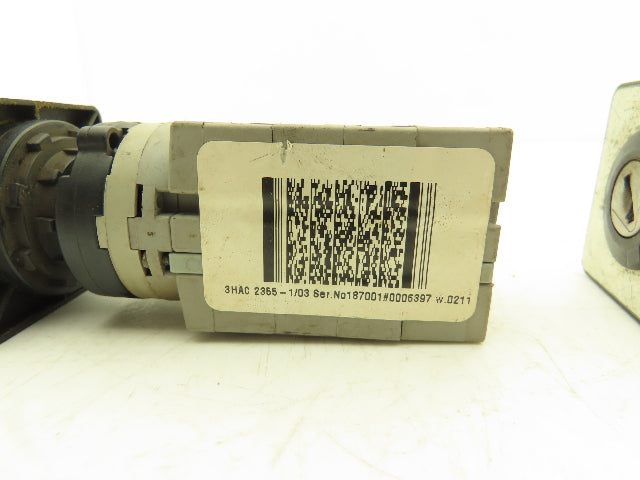 ABB WAW937/8ZM 3HAC 2355-1/03 Control Switch 2-Position 25A 690V NO KEY Lot of 2