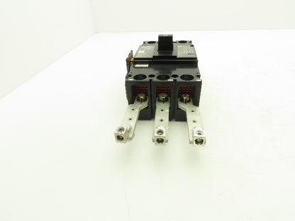 Fuji BU3KDG Circuit Breaker 300A Auto 480V 3 Pole With Through Door Operator