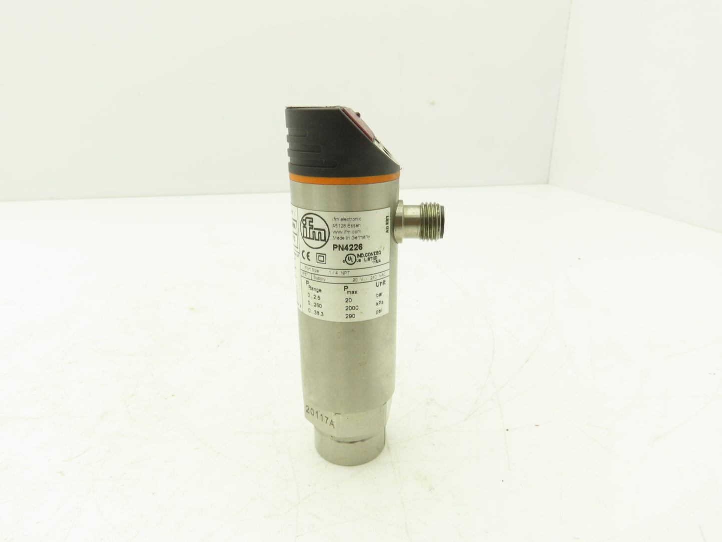IFM PN4226 Electronic Pressure Switch 1/4" NPT 90V-240VAC IP67 0-36.3 psi Range