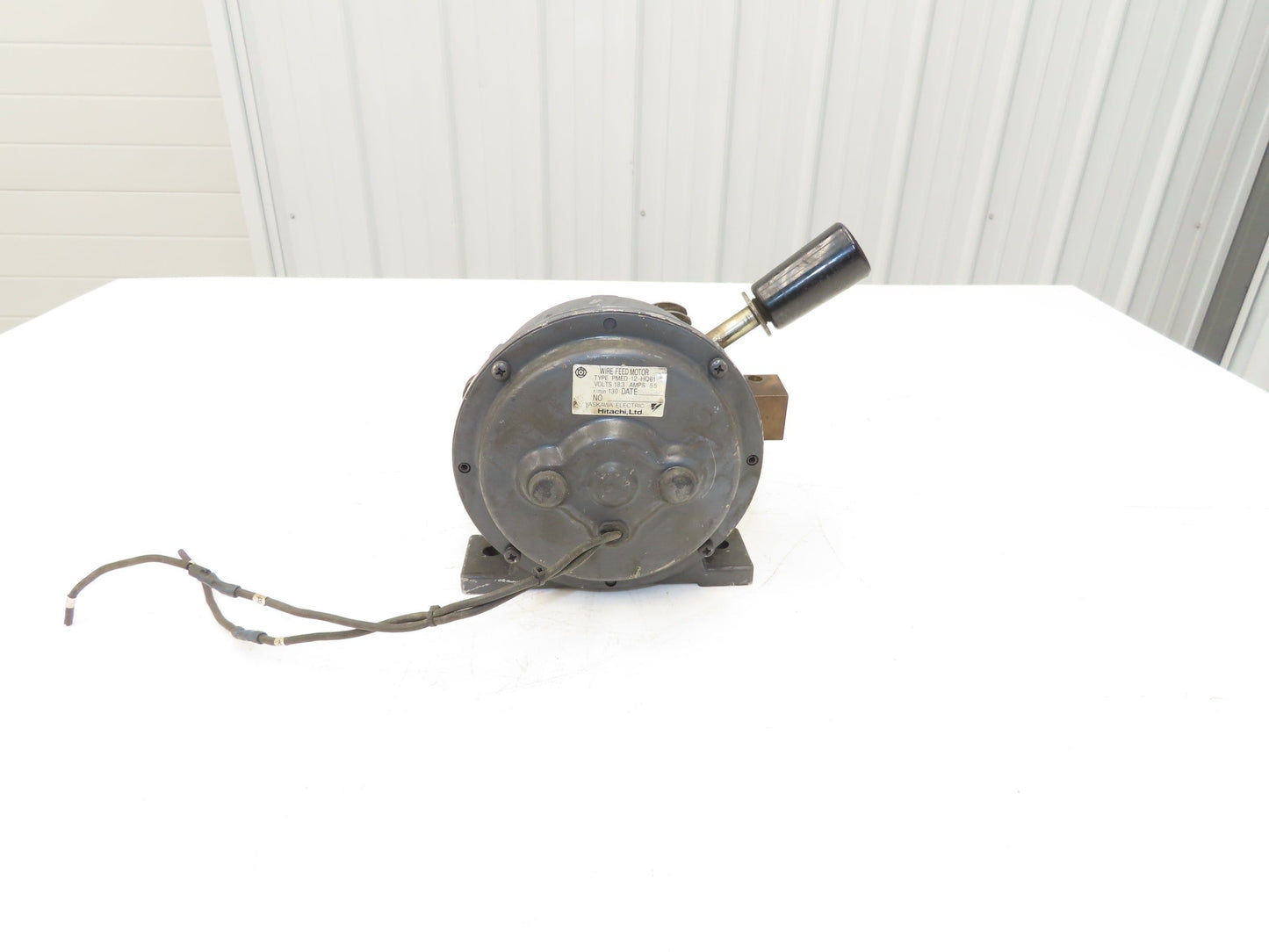 Yaskawa Electric PMED-12-HQ61 DC Wire Feeder 130rpm 18.3VDC 5.5 Amps *READ