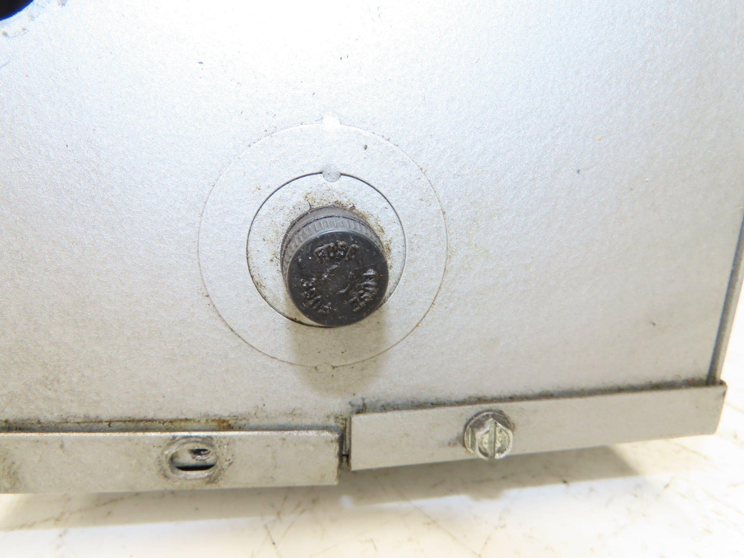 Dongan 85-1050SH Transformer 3KVA 1PH 240v/480v Pri 120v/240v Sec Wall Mount