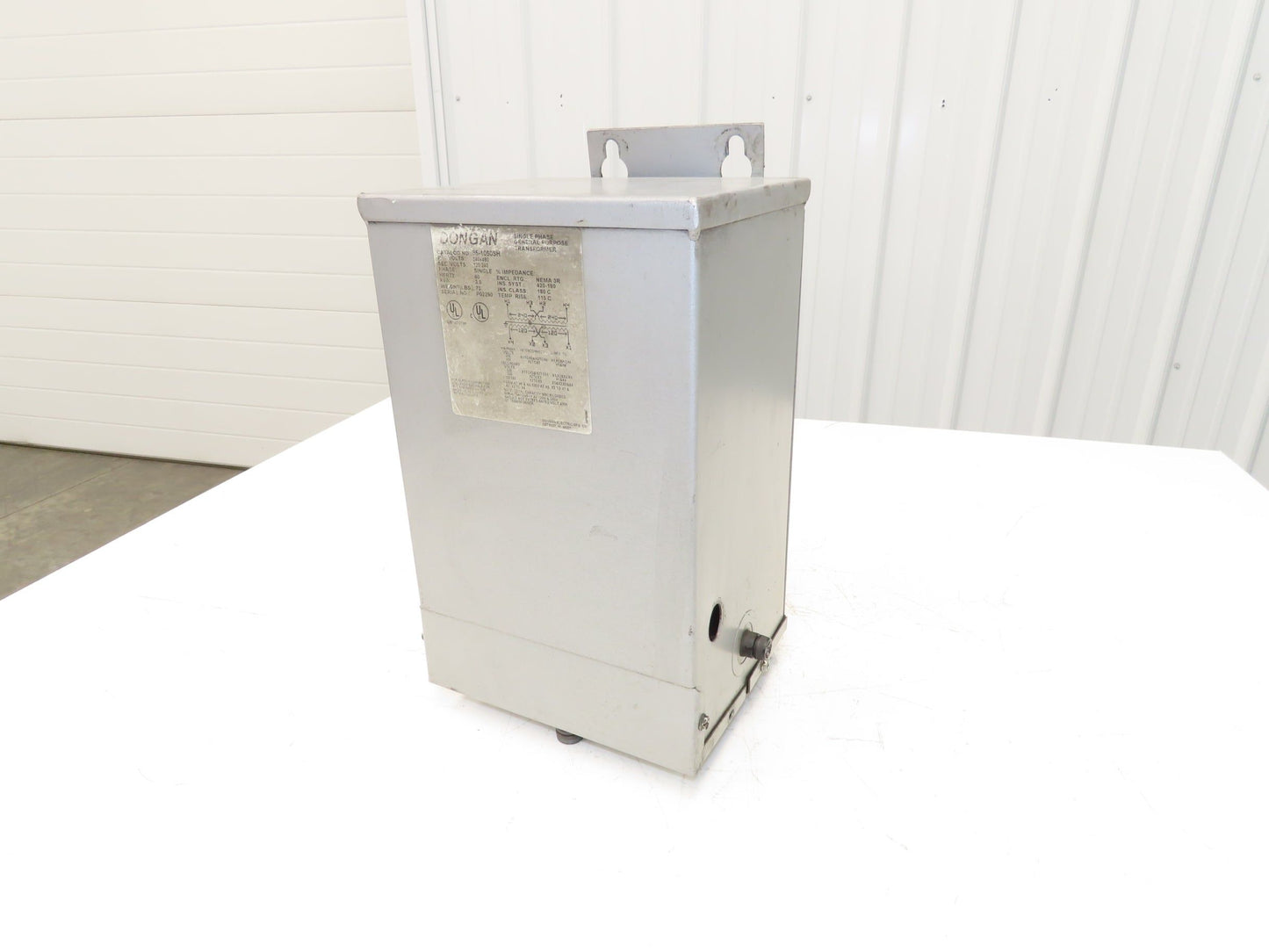 Dongan 85-1050SH Transformer 3KVA 1PH 240v/480v Pri 120v/240v Sec Wall Mount