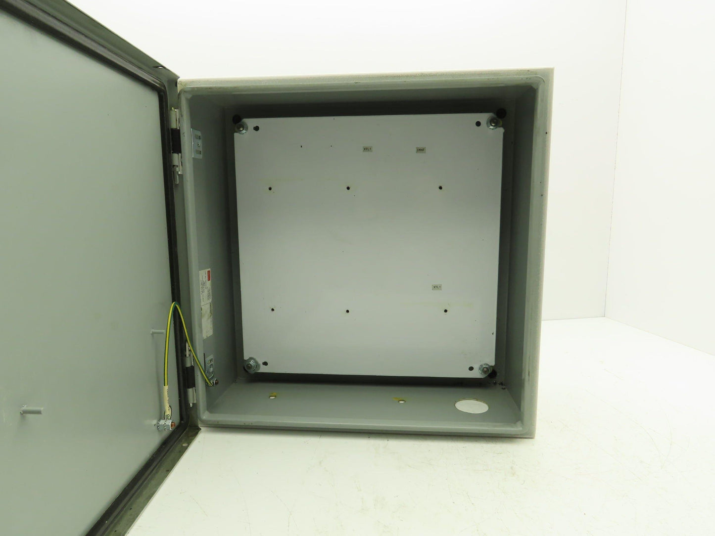 nVent Hoffman CSD16166 Electrical Enclosure 16x16x6"