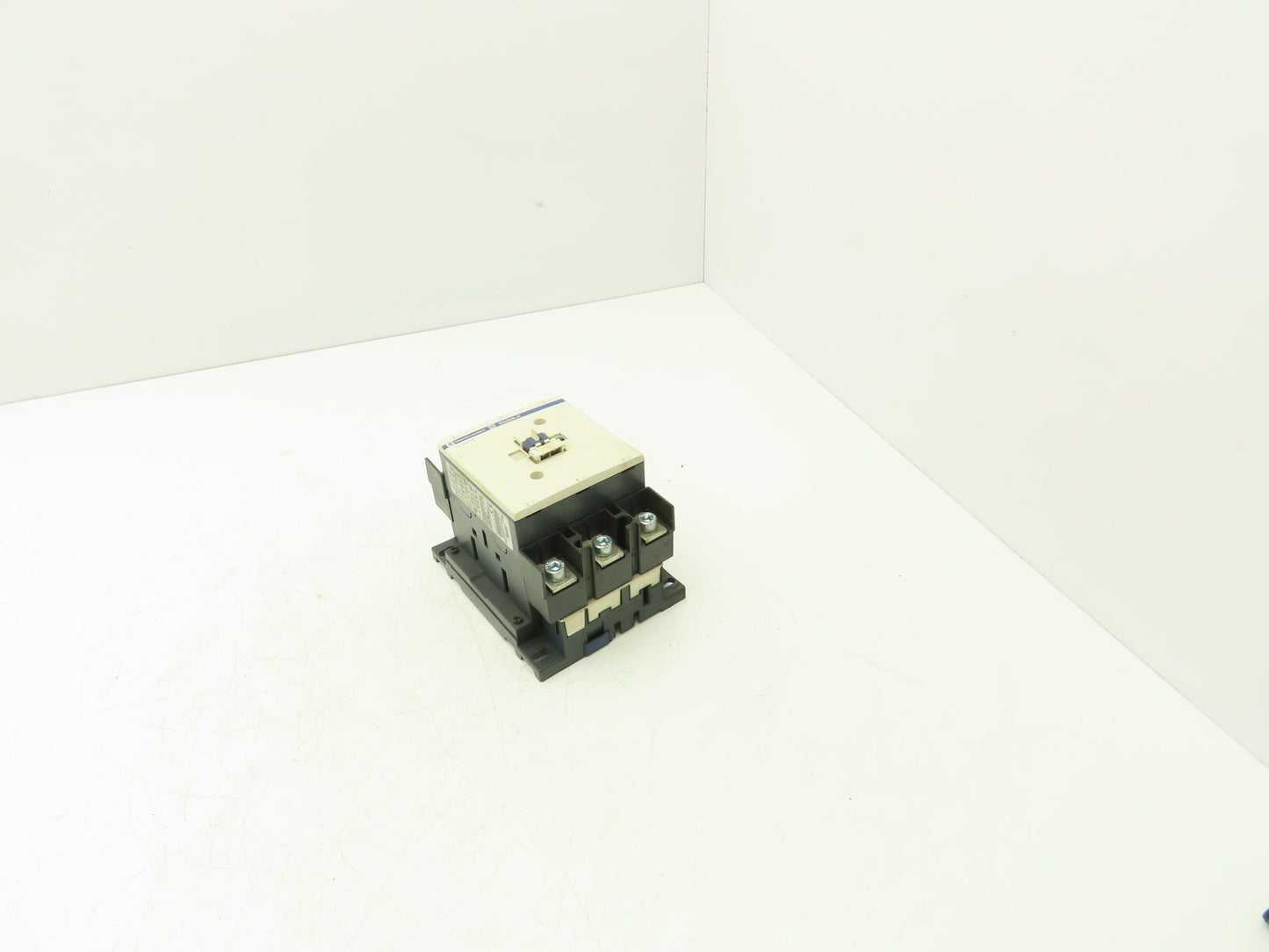 Telemecanique LC1D115 Motor Starter Contactor 250A 1000V 3 Pole 110V Coil