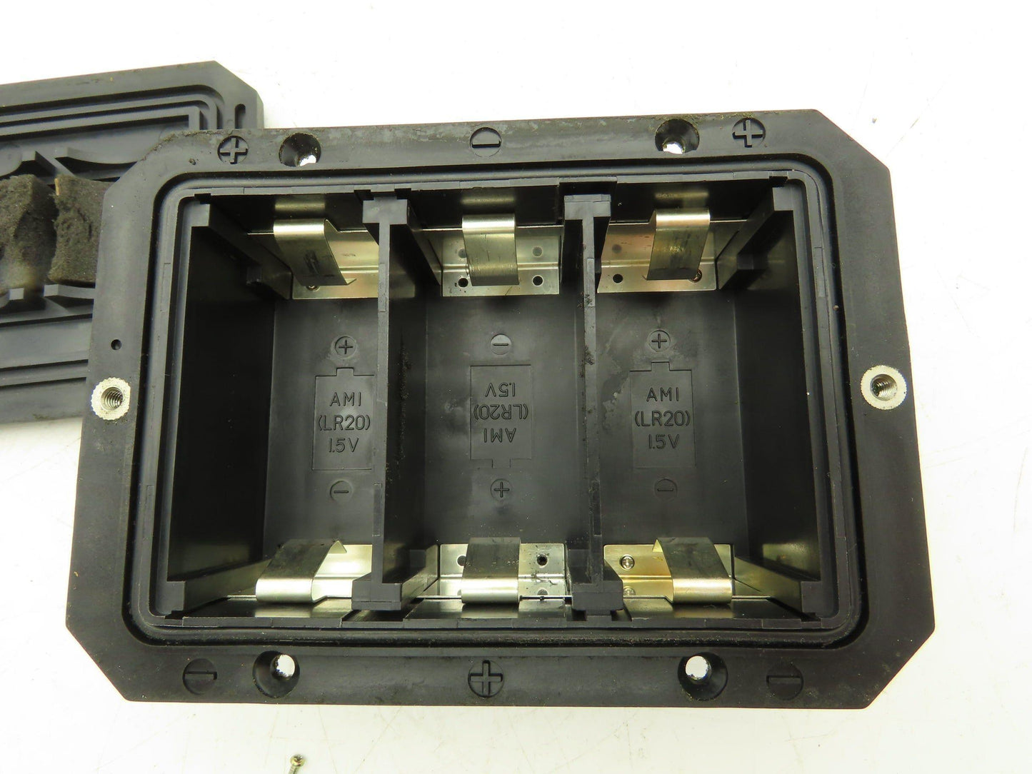 Fanuc A02B-0236-C281 Fanuc Battery Holder 2 "D" size Batteries