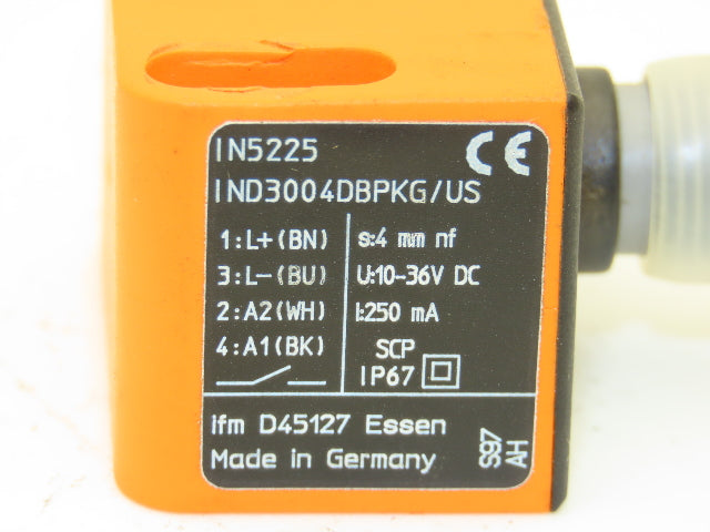 IFM IND3004DBPKG/US Efector Dual Inductive Sensor Valve Actuator 36VDC 4 Pin