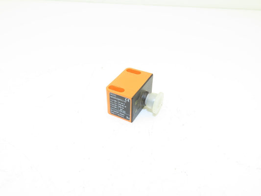 IFM IND3004DBPKG/US Efector Dual Inductive Sensor Valve Actuator 36VDC 4 Pin