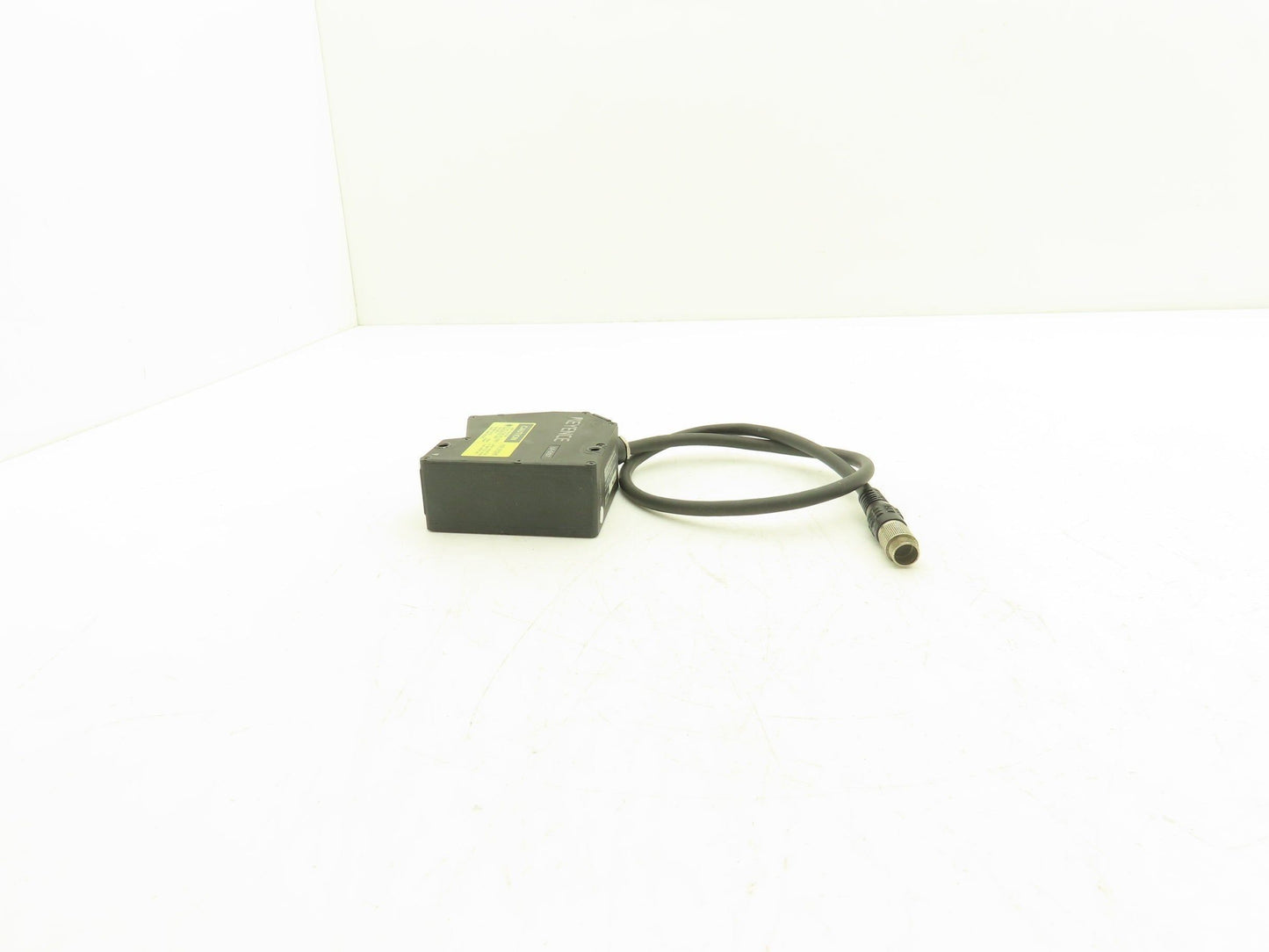 Keyence LK-G157 Laser Displacement Sensor CCD High-Speed High-Accuracy
