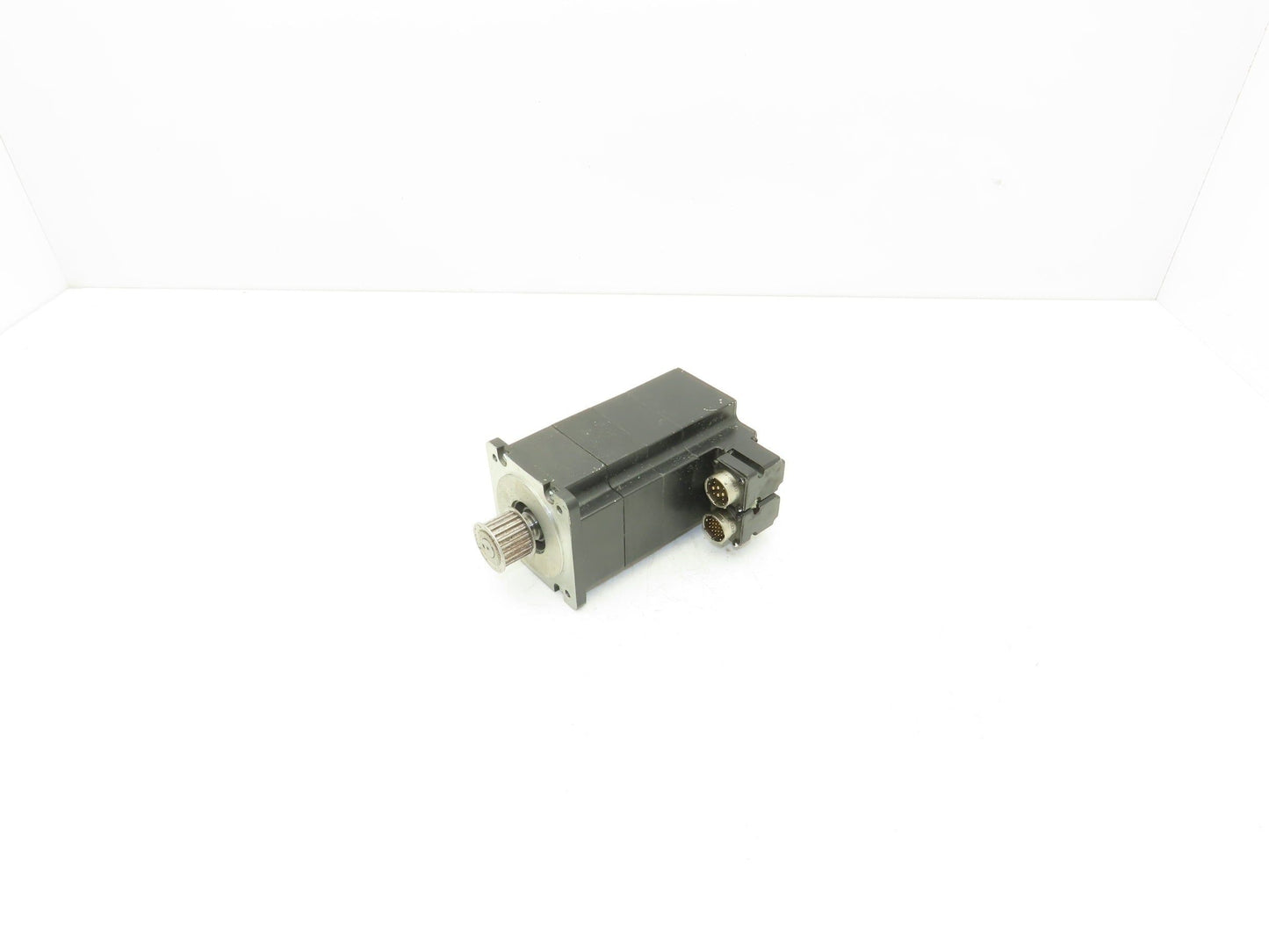 Tol-O-Matic 3600-6244 Servo Motor Model MRV31 17 IN-LBS Stepper Style
