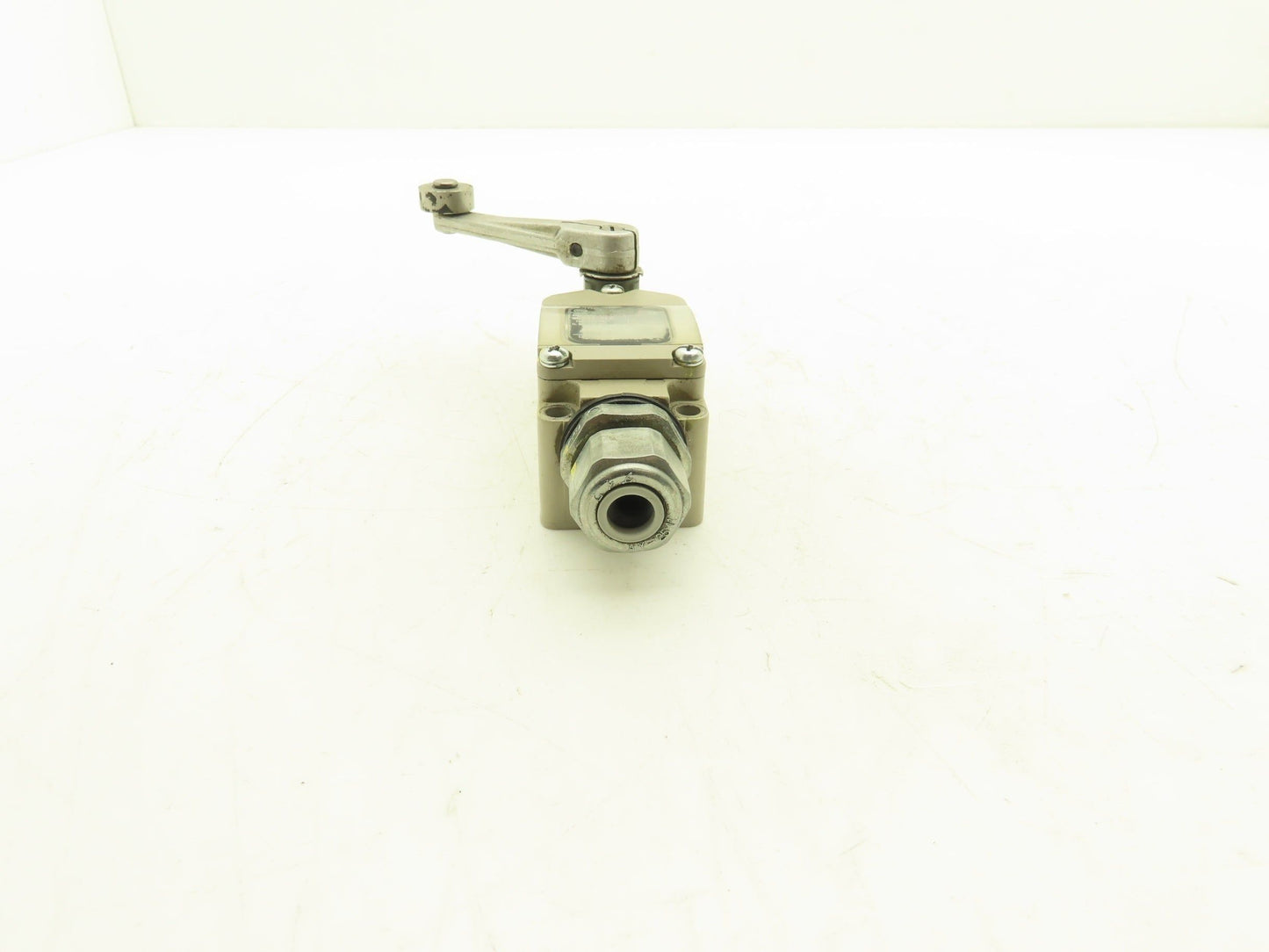 Omron WLCA2-8LD Limit Switch 10A 115VAC