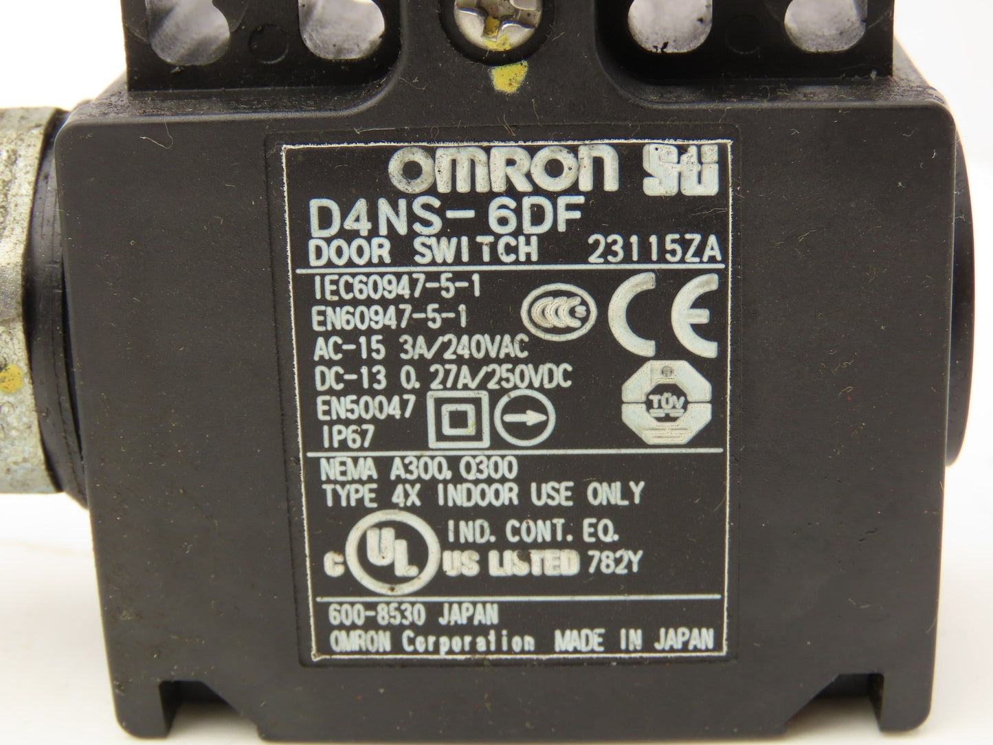Omron D4NS-6DF Safety-Door Switch IP67 Lot of 3
