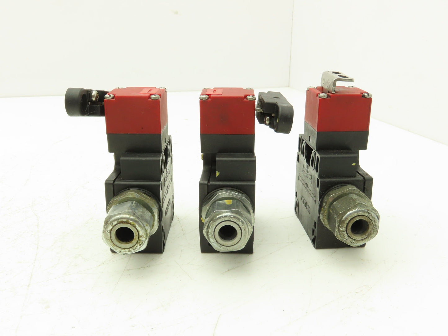 Omron D4NS-6DF Safety-Door Switch IP67 Lot of 3