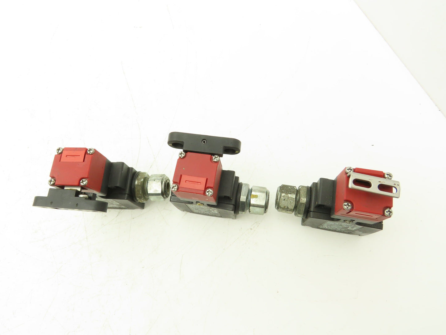 Omron D4NS-6DF Safety-Door Switch IP67 Lot of 3