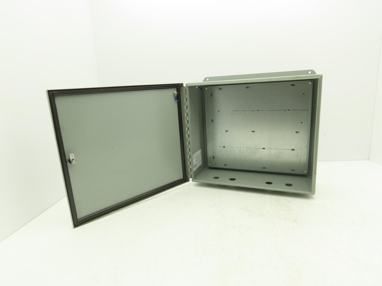 Hammond Manufacturing EJ14166 Electrical Enclosure 16"X14"X6" Hinge Wall Mount