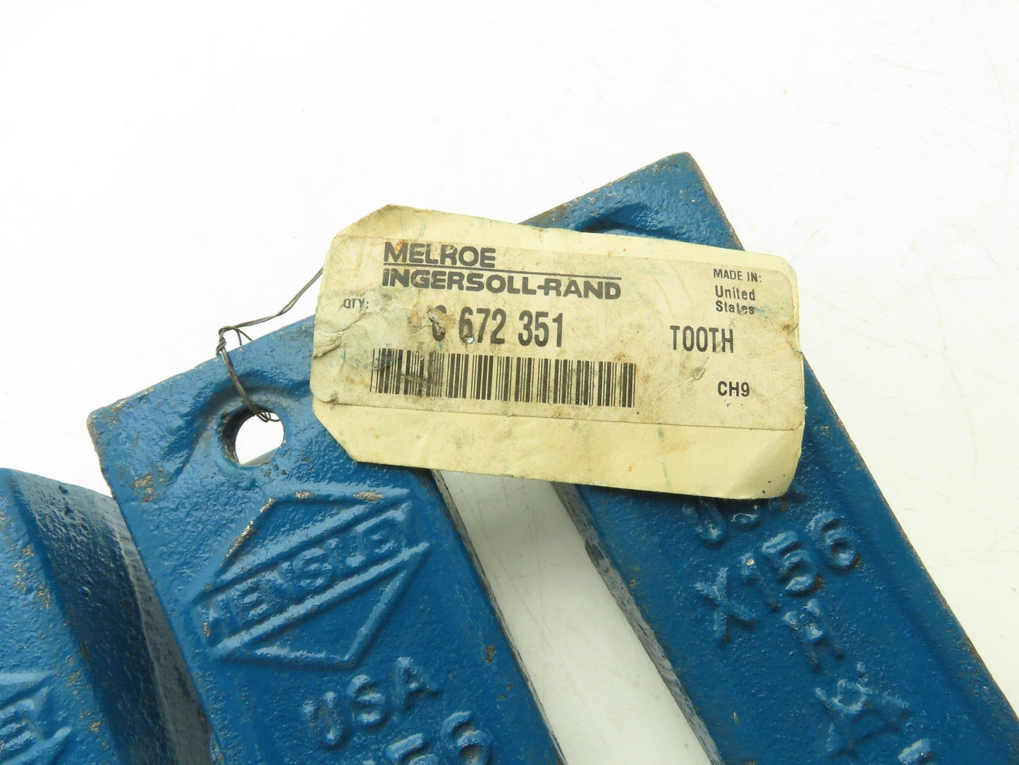 Ingersoll Rand X156 Hensley Rock Bucket Teeth 3E Type P156 Roll Pin Lot of 4