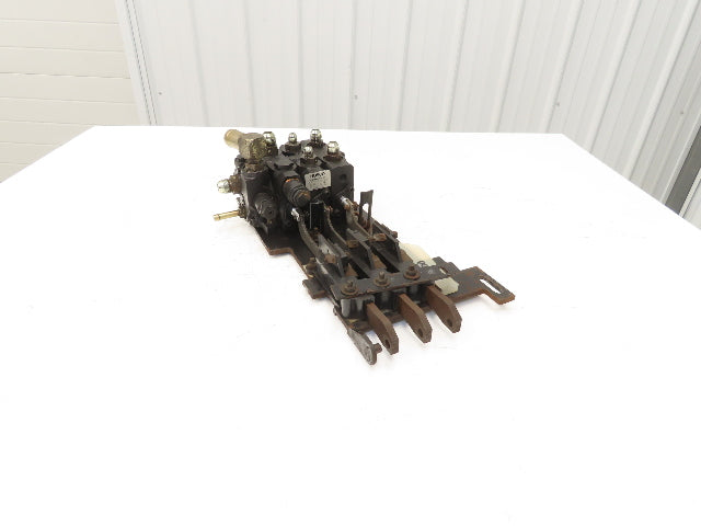 Husco Hyster 8500375 3-Spool Hydraulic Mast Control Valve Manifold