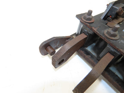 Husco Hyster 8500375 3-Spool Hydraulic Mast Control Valve Manifold