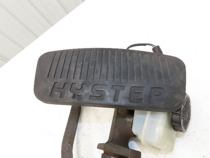 Hyster E60Z-33 Brake Pedal Master Cylinder Assembly