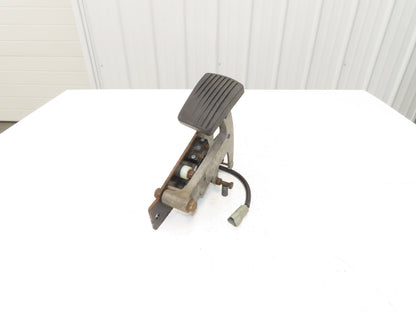 Hyster E60Z-33 Throttle Go Accelerator Gas Pedal