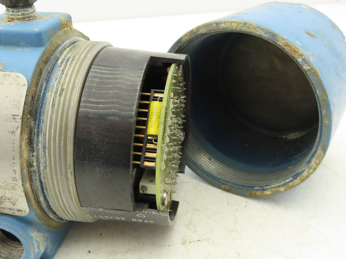 Rosemount 1135F1B1B1 P/I Converter 30 PSI 12-45VDC