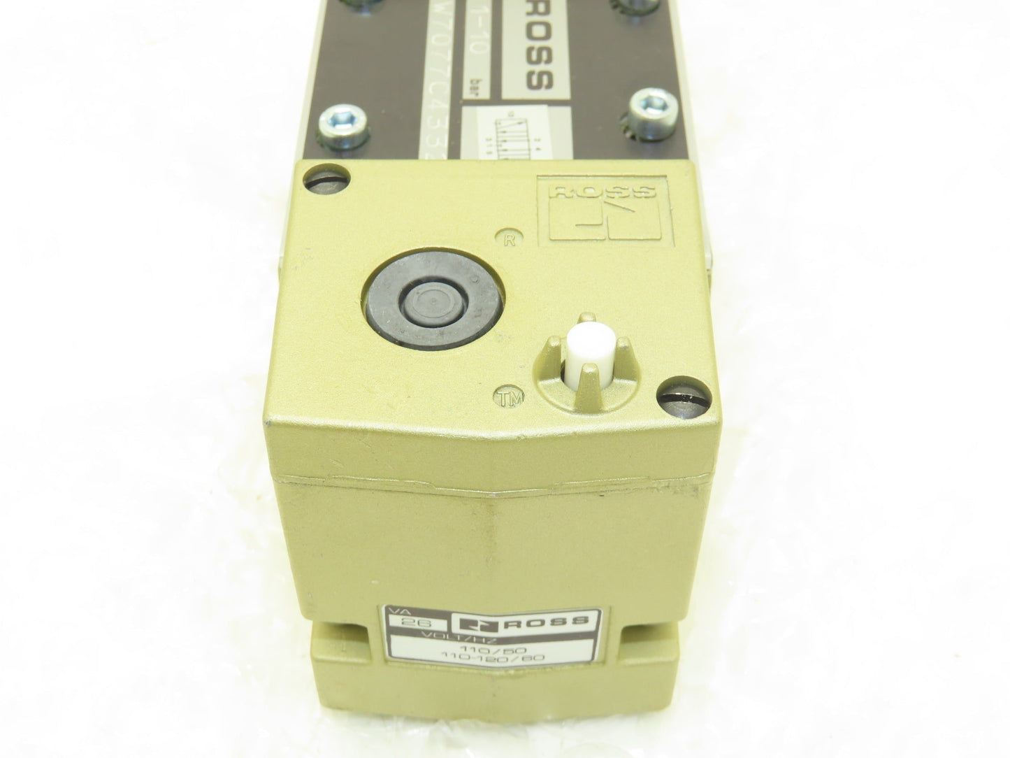 Ross Controls W7077C4332 Pneumatic Dual Solenoid Air Valve 14.5-145psi 110-120v