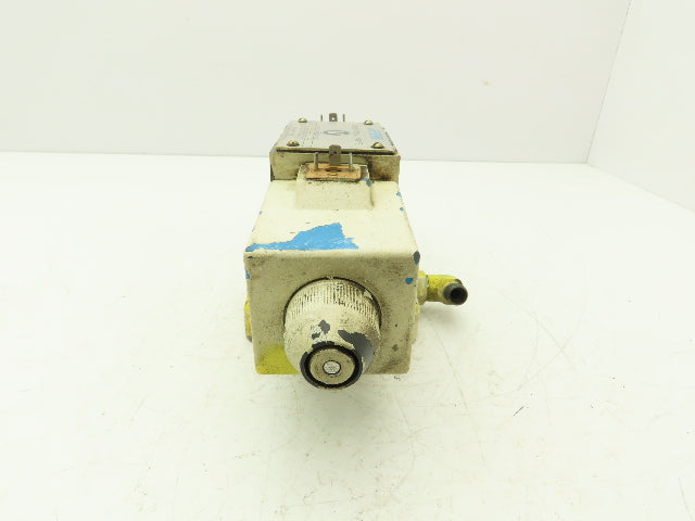 Vickers DG4S4 016C U H 60 Hydraulic Directional Control Solenoid Valve 24VDC