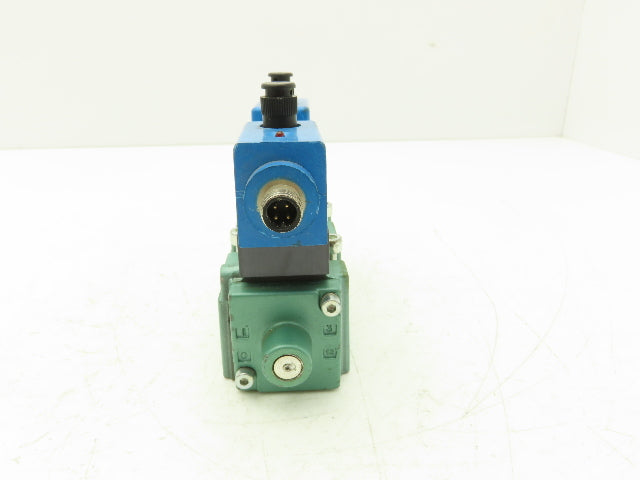 Numatics I22BB500R061D61 Pneumatic Dual Solenoid Valve 145psi 24VDC 5/3-way