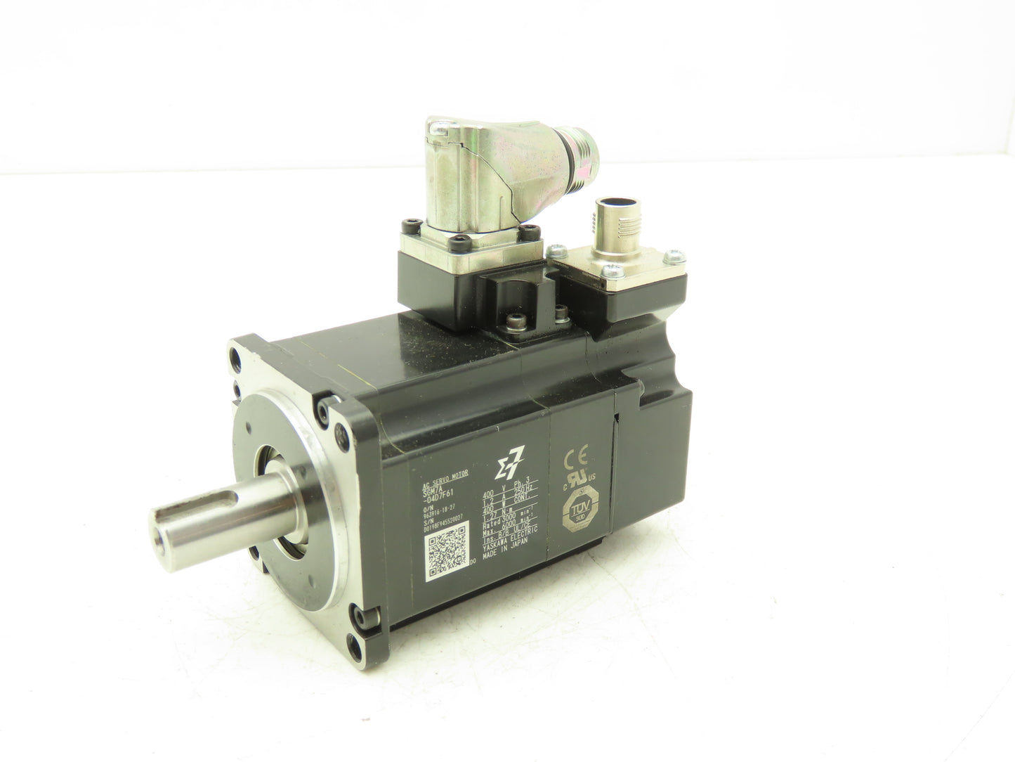 Yaskawa SGM7A-04D7F61 Servo Motor 400W 3000rpm 400V 3Ph 1.2A 1.27Nm 250Hz