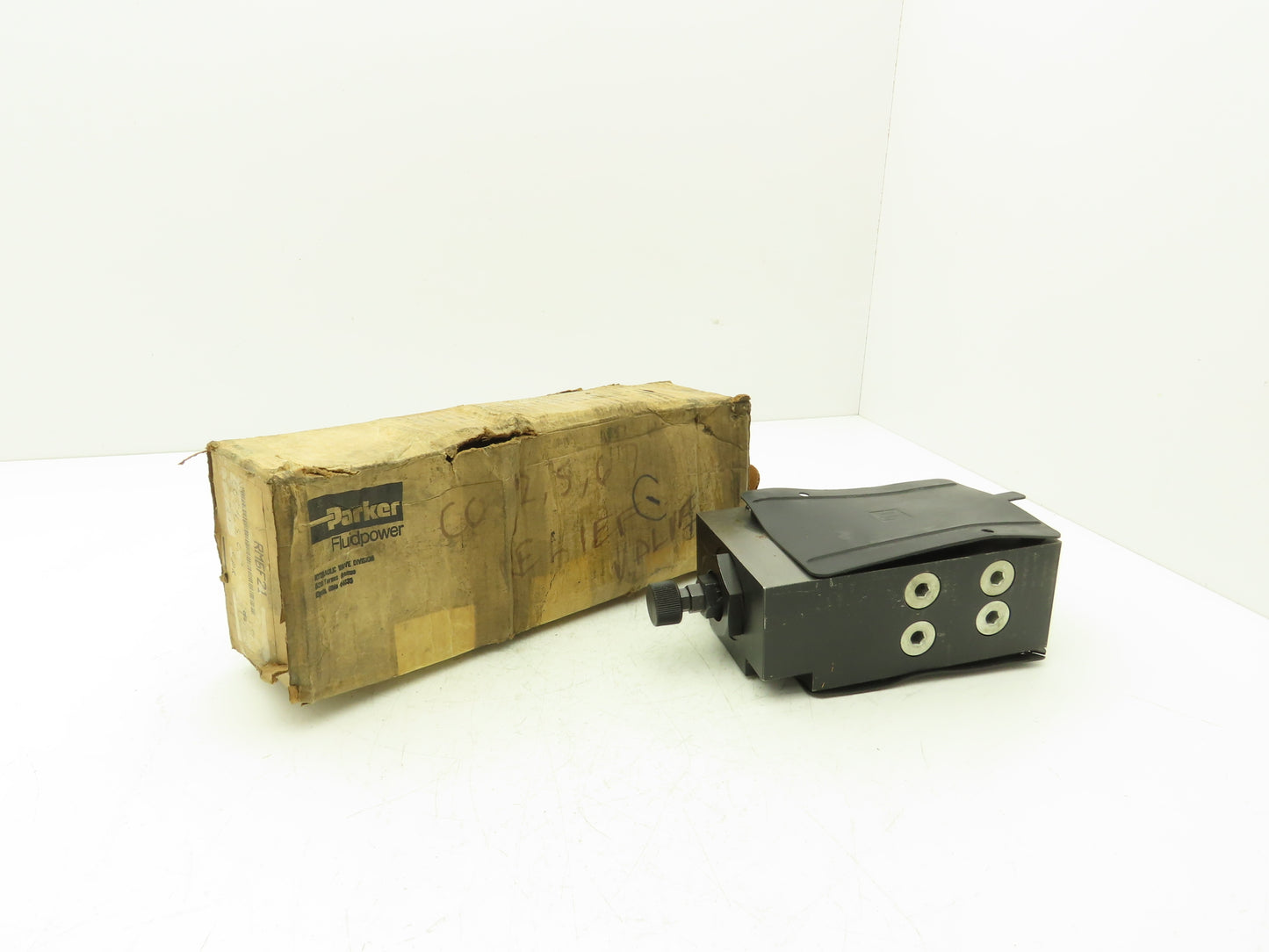 Parker RM6F21 Hydraulic Pilot Operated Pressure Relief Valve NG25