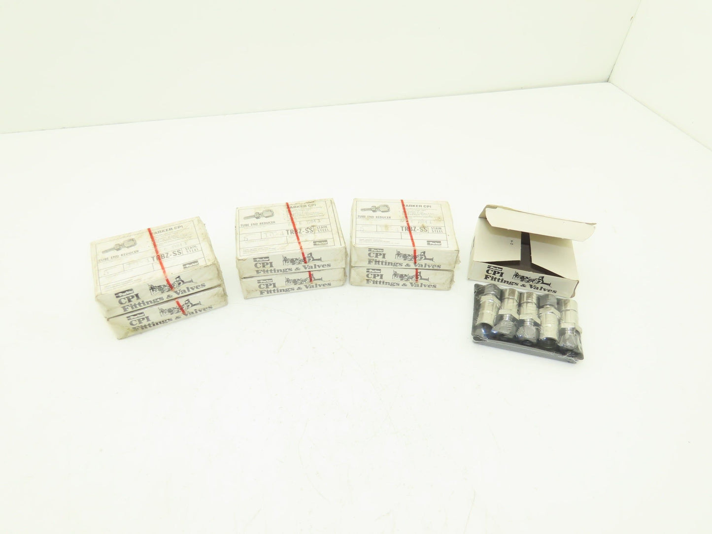 Parker 10-4 Stainless Steel Tube End Reducer Lot of 35