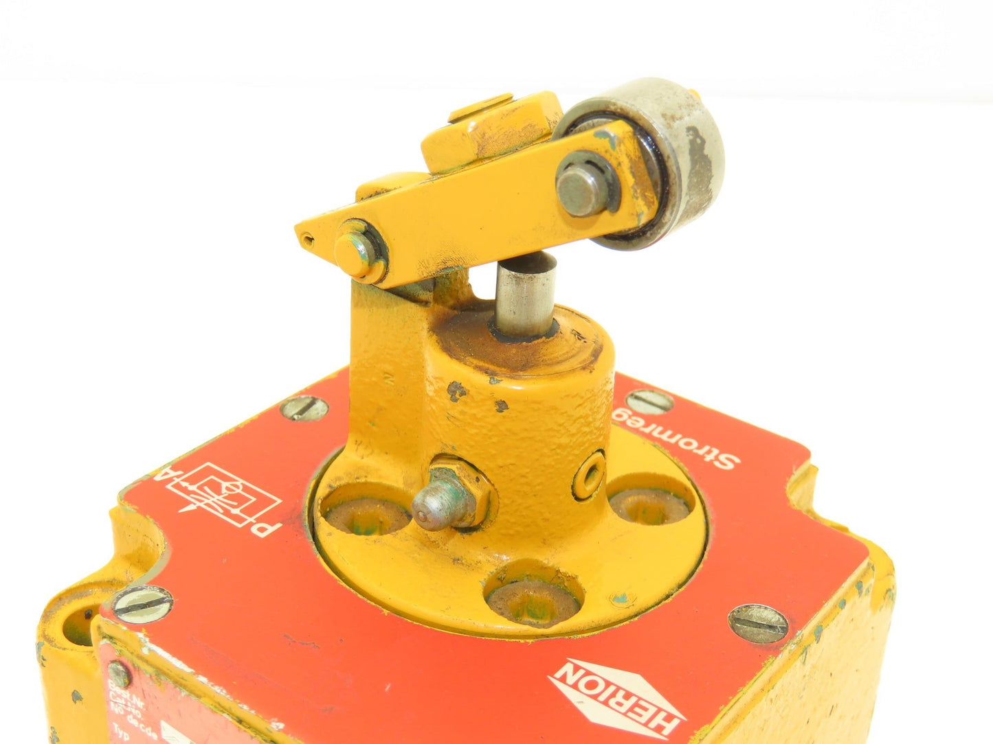 Herion MR10RG5001100 Hydraulic 2-Way Flow Control Valve Size 10 Roller Actuated