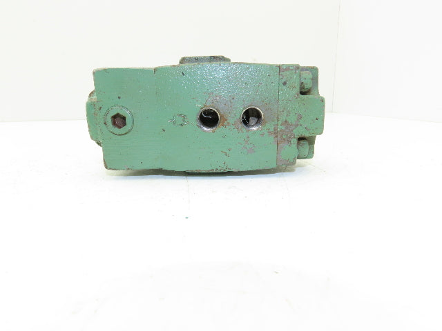 Vickers XT-03-B-20-JA-J Hydraulic 3/8" NPT Manual Pressure Reducing Valve