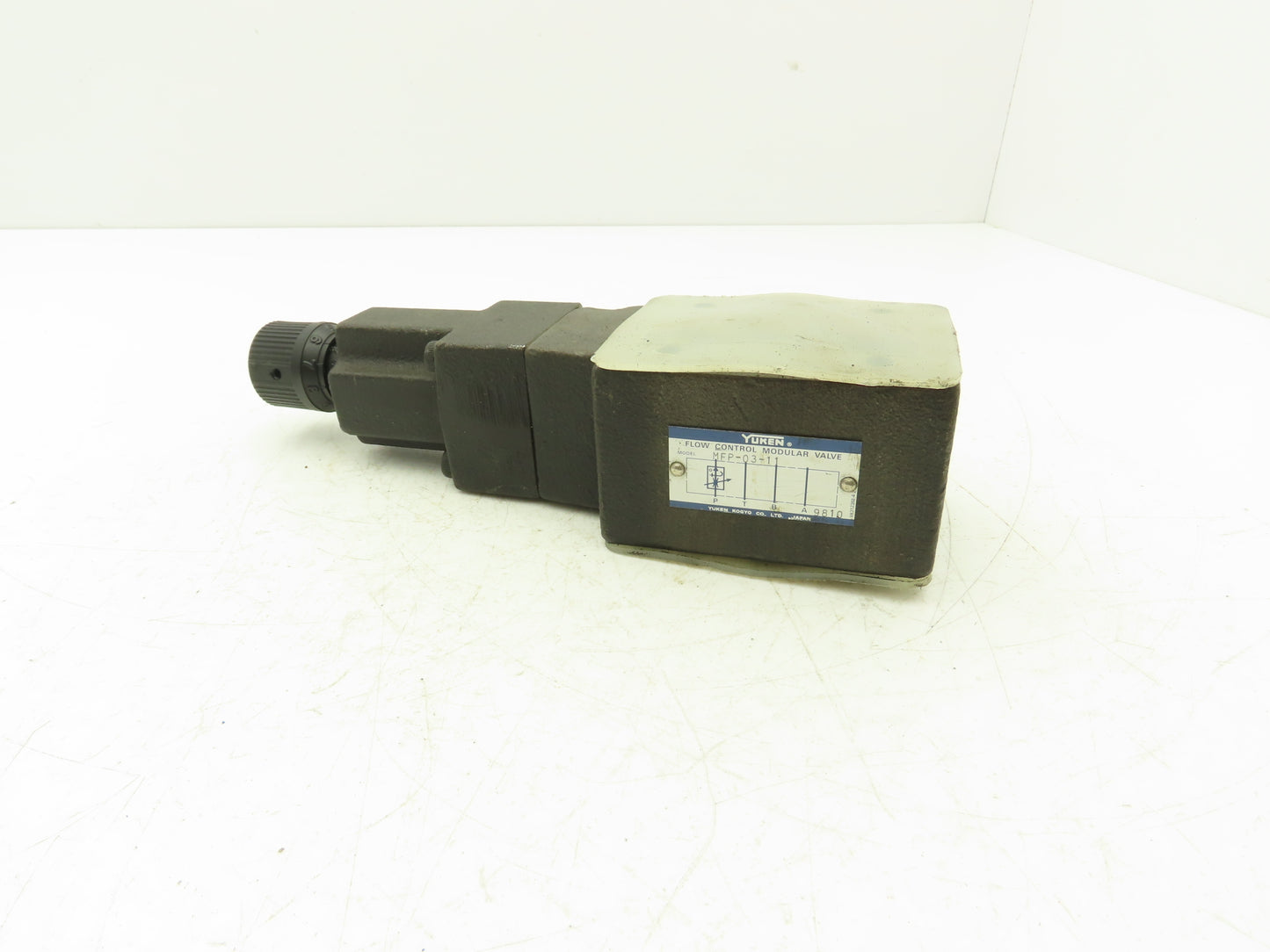 Yuken Kogyo MFP-03-11 Flow Control Valve 16MPa 50L/Min