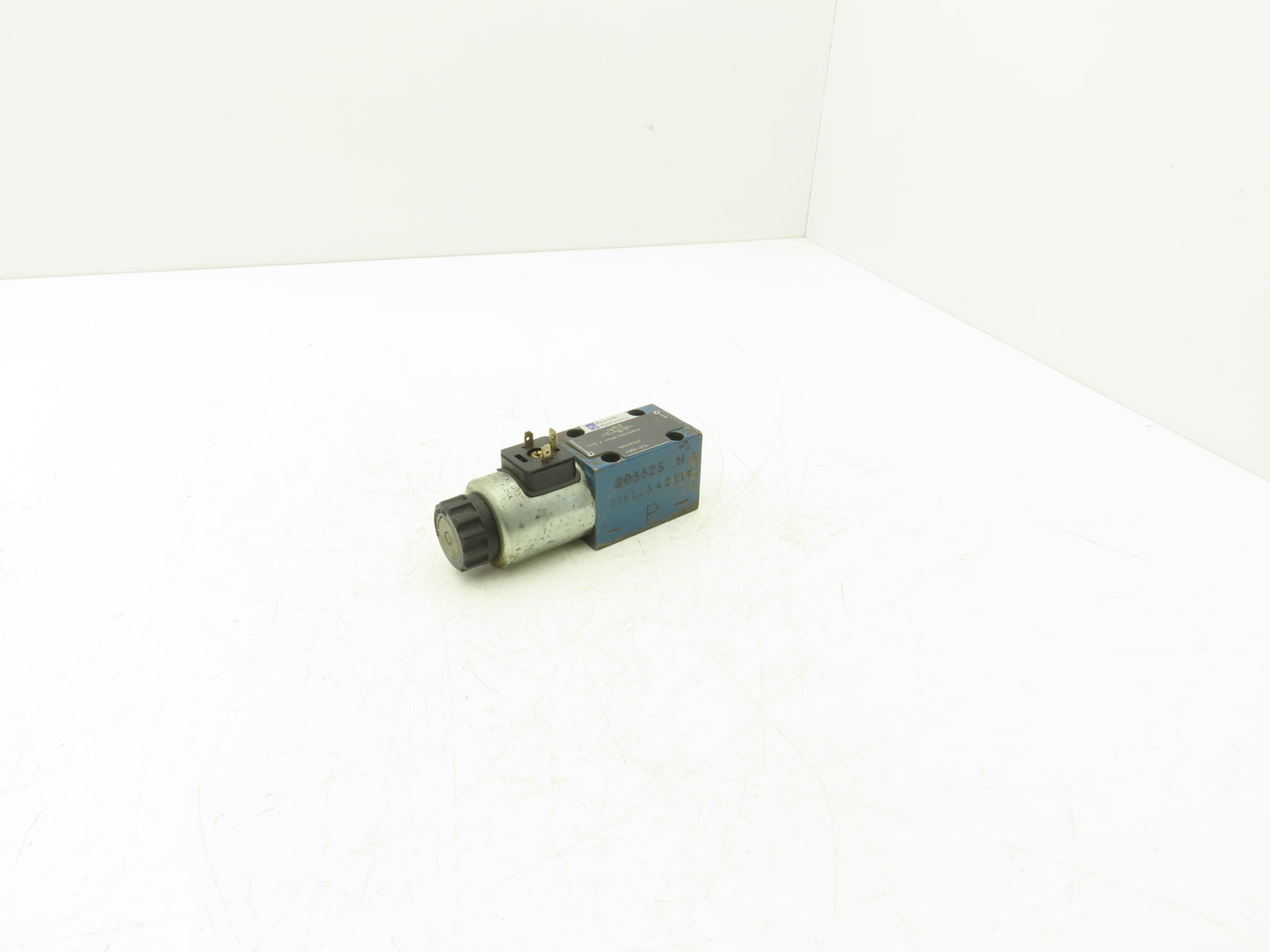 Rexroth 4WE 6 HA62/EG24N9K4 Directional Control Solenoid Valve 24V