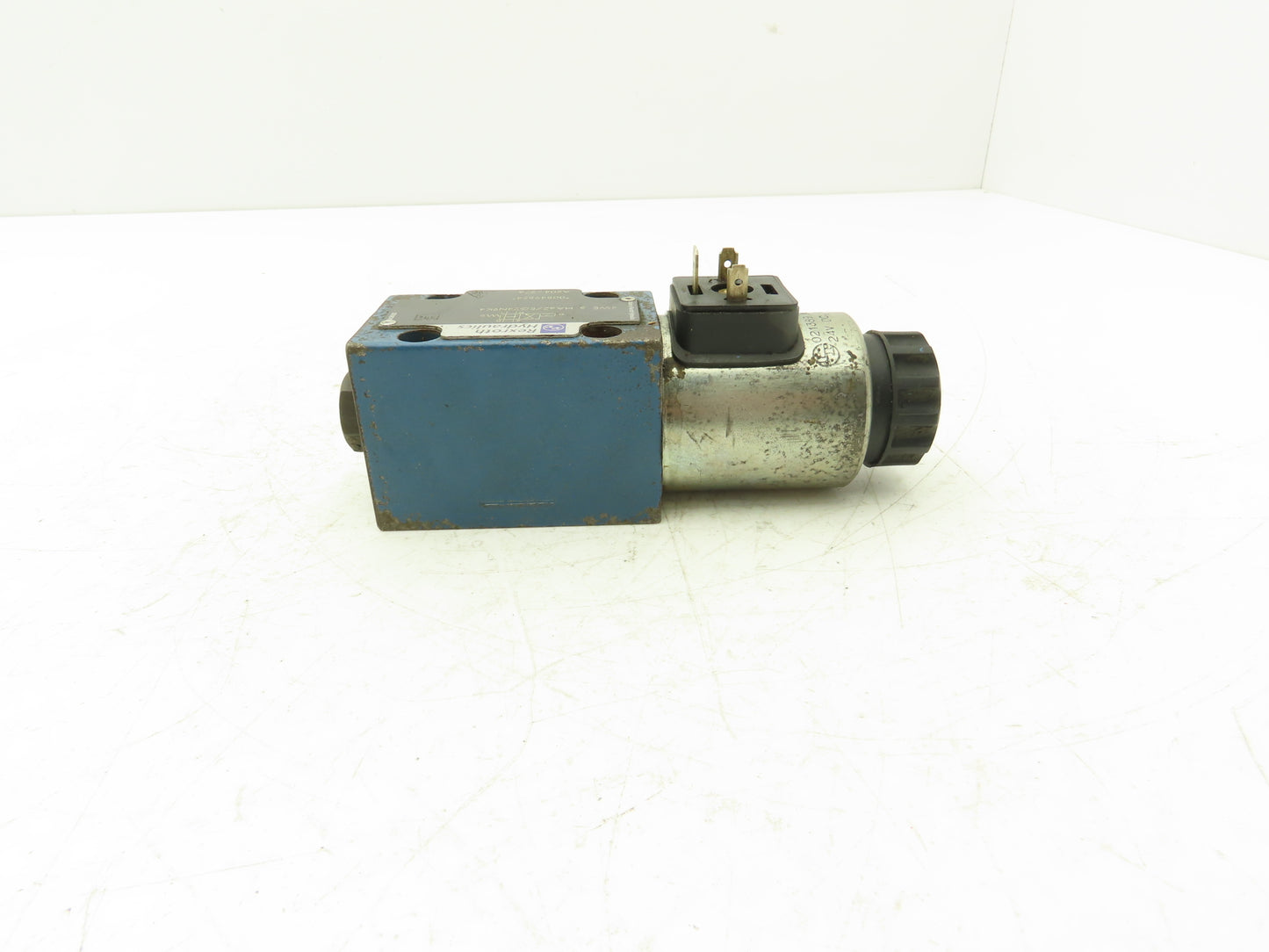 Rexroth 4WE 6 HA62/EG24N9K4 Directional Control Solenoid Valve 24V