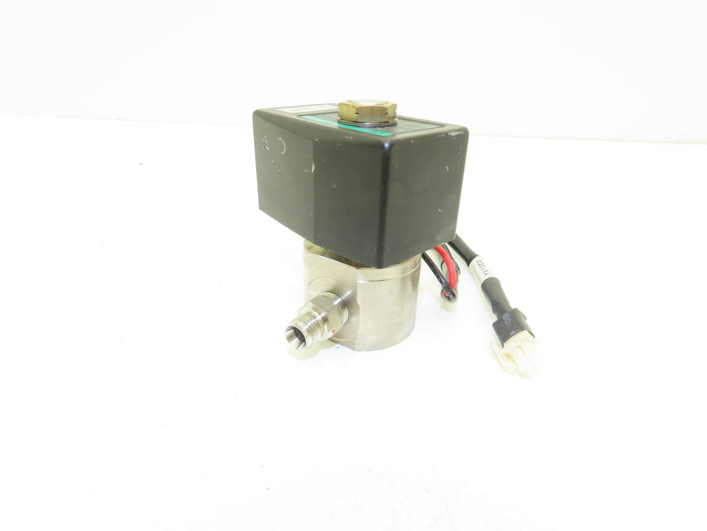 CKD HVB41 Solenoid Valve Vacuum Type 1/4" NPT Stainless 24VDC