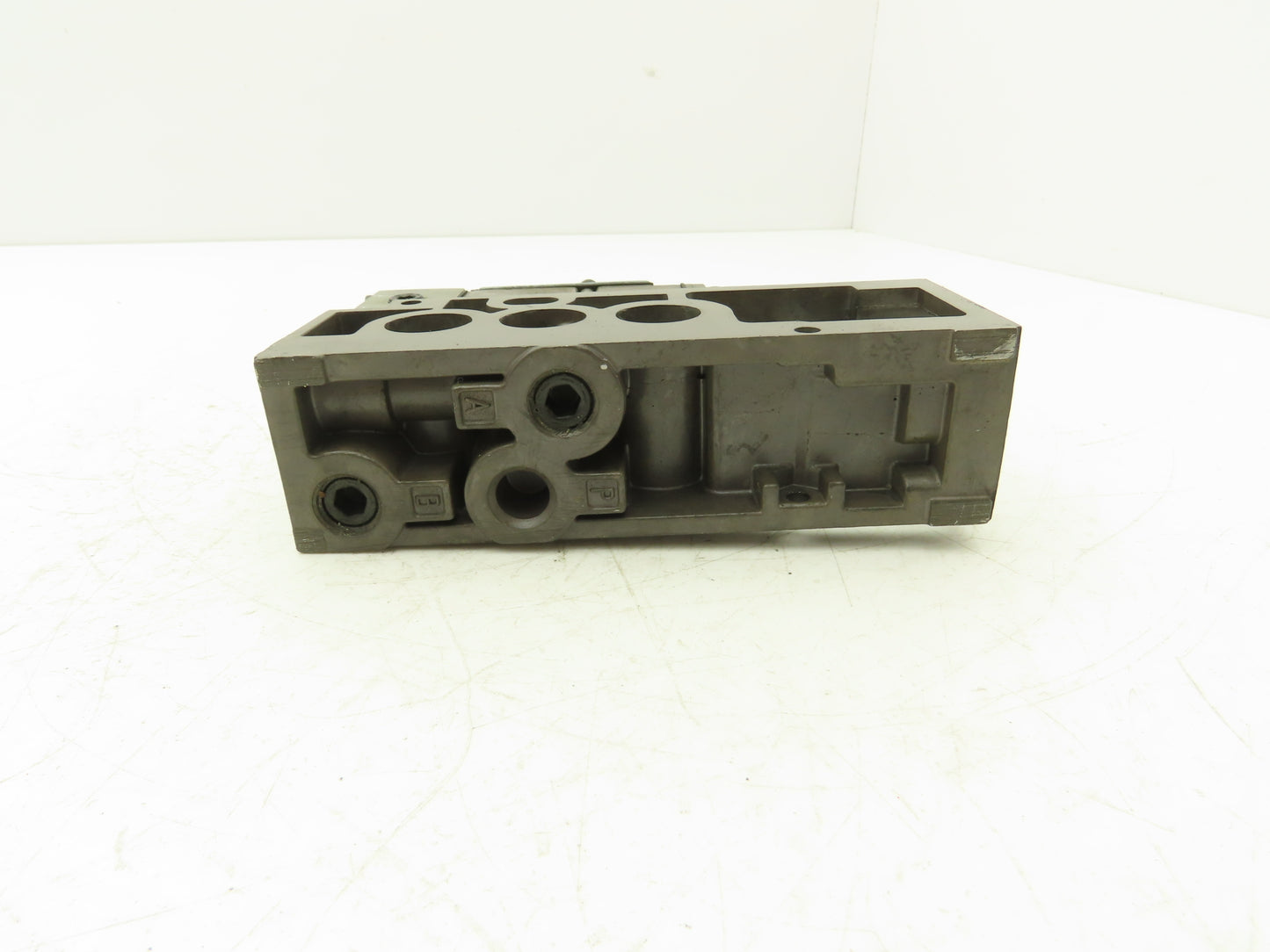 Numatics 082RE1150027K Pneumatic Air Manifold Mount Regulator Assembly