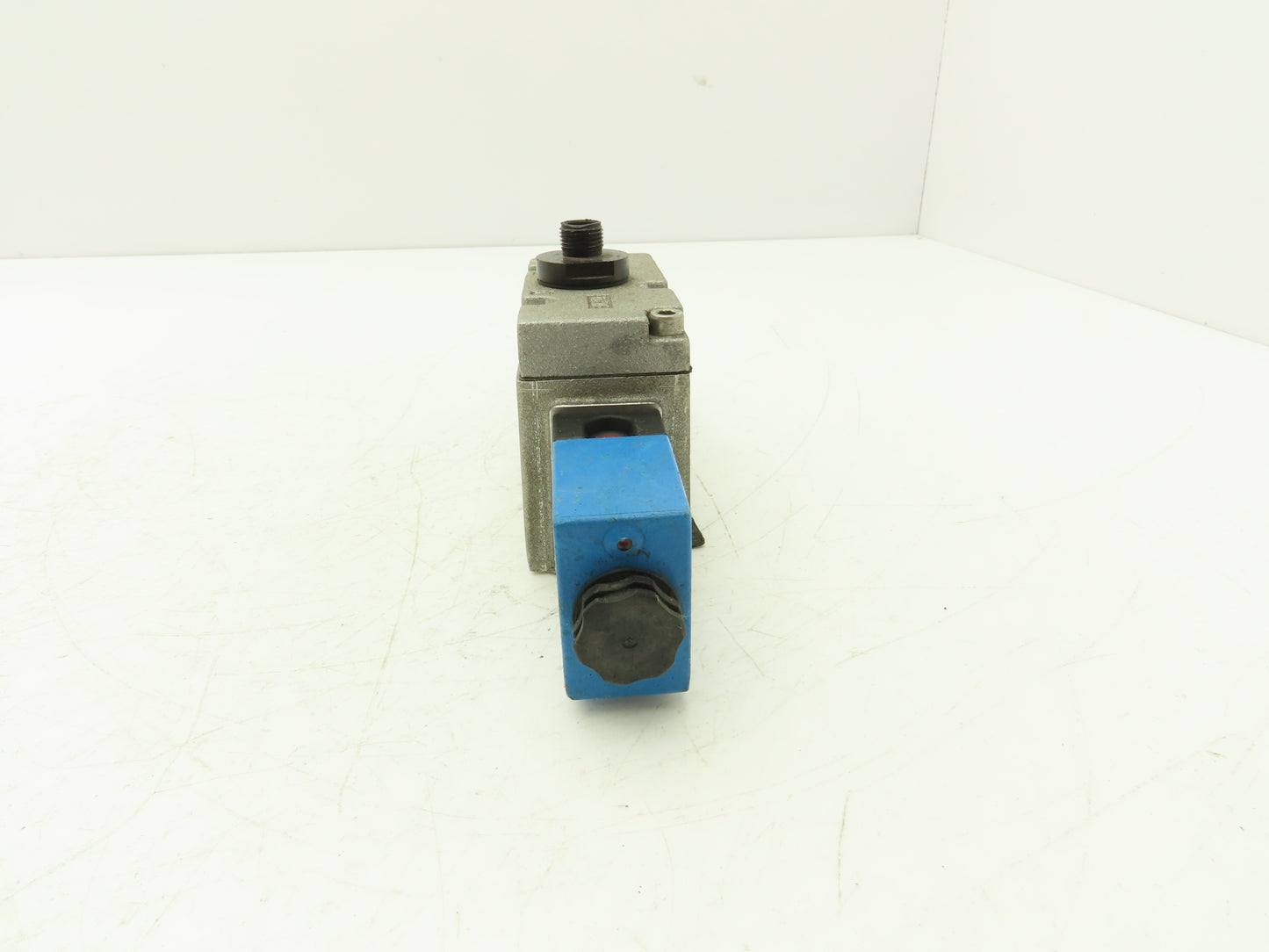 Automatic 407D43S39DS3DB7 Pneumatic Directional Solenoid Valve 24VDC