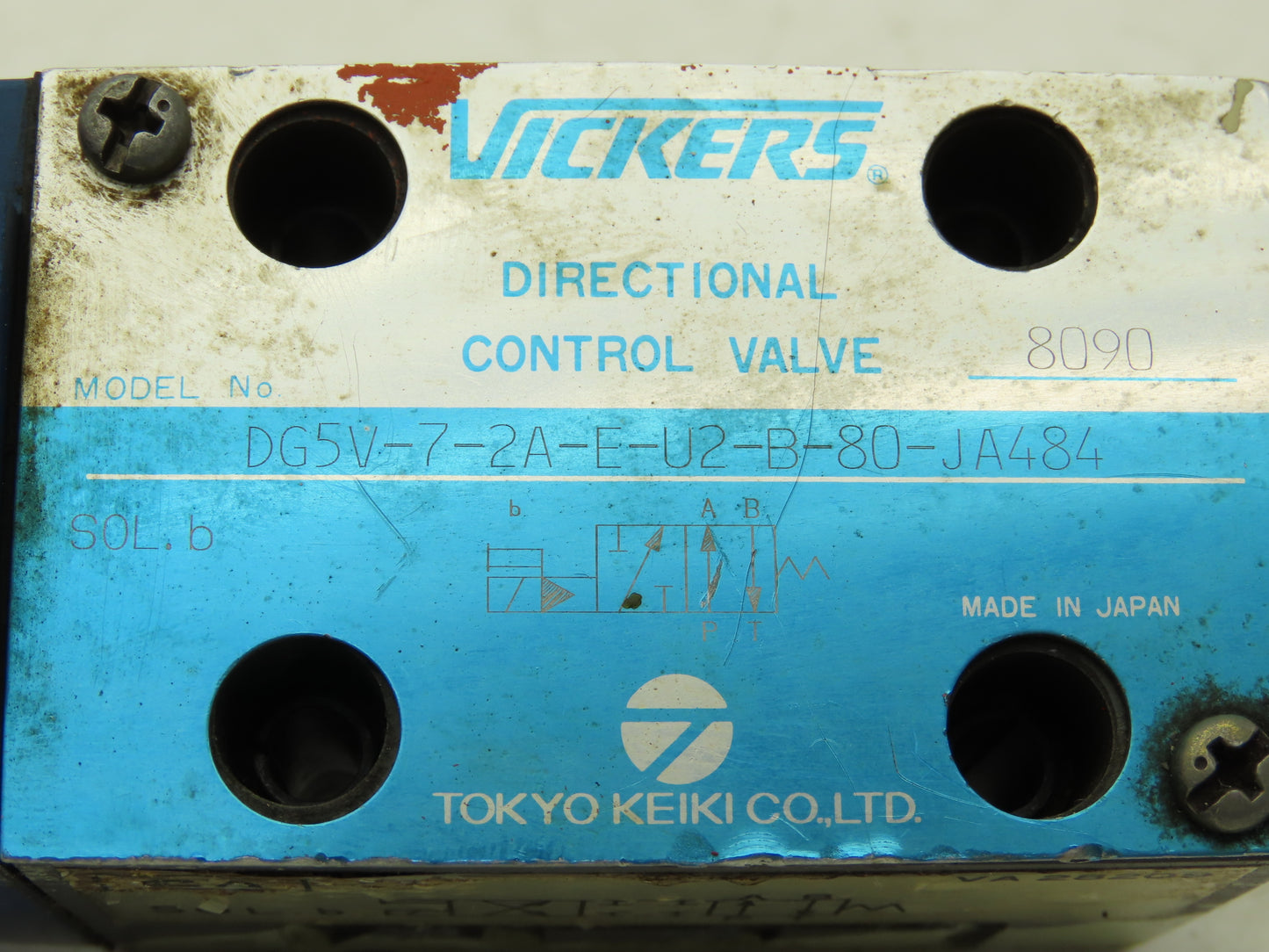 Vickers DG5V-7-2A-E-U2-B-80-JA484 Hydraulic Directional Solenoid Valve 110v