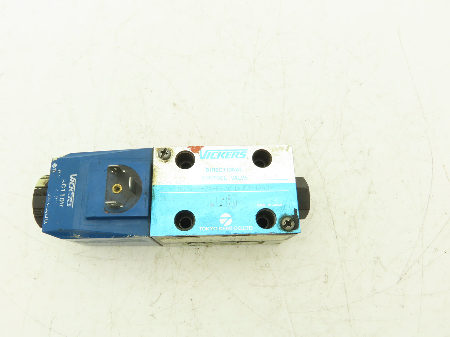 Vickers DG5V-7-2A-E-U2-B-80-JA484 Hydraulic Directional Solenoid Valve 110v