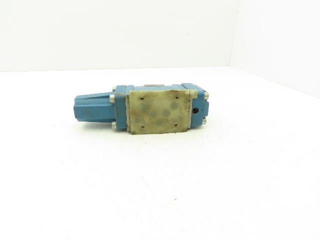 Rexroth 4WRZE 10 W6-85-70 Hydraulic Directional Valve (No pilot valve)