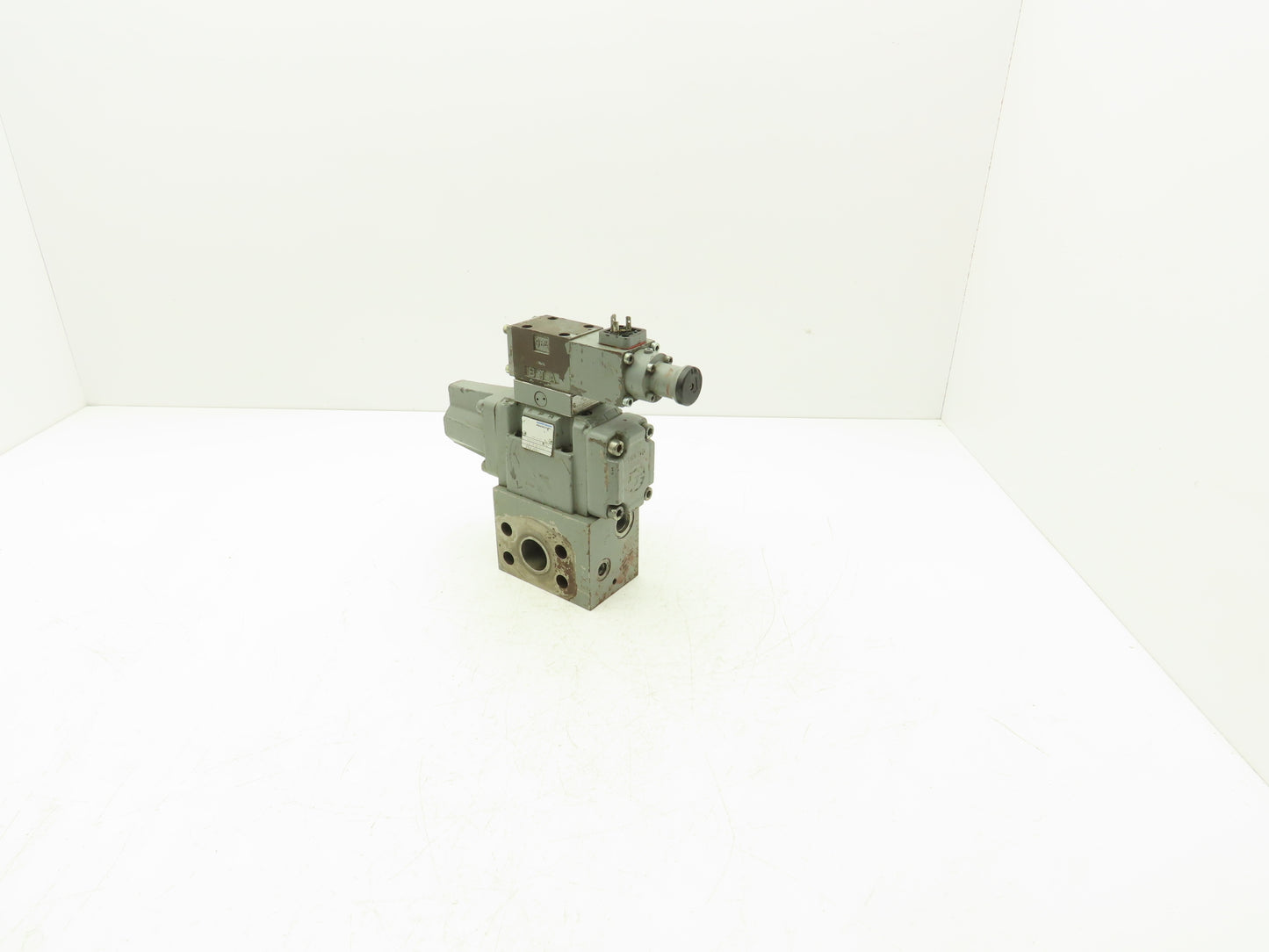 Rexroth/Hydronorma GP45-4-A 502|AGA-5055-0-B Hydraulic Directional Valve Stack
