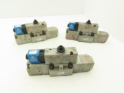 Automatic S31C-DB-6 Pneumatic Directional Solenoid Valve 24VDC  Lot of 3