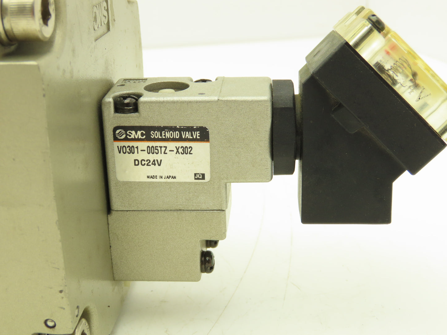 SMC VNH413A High Pressure Coolant Valve 24V 3 Port 7.0MPa Normally Closed 1"NPT