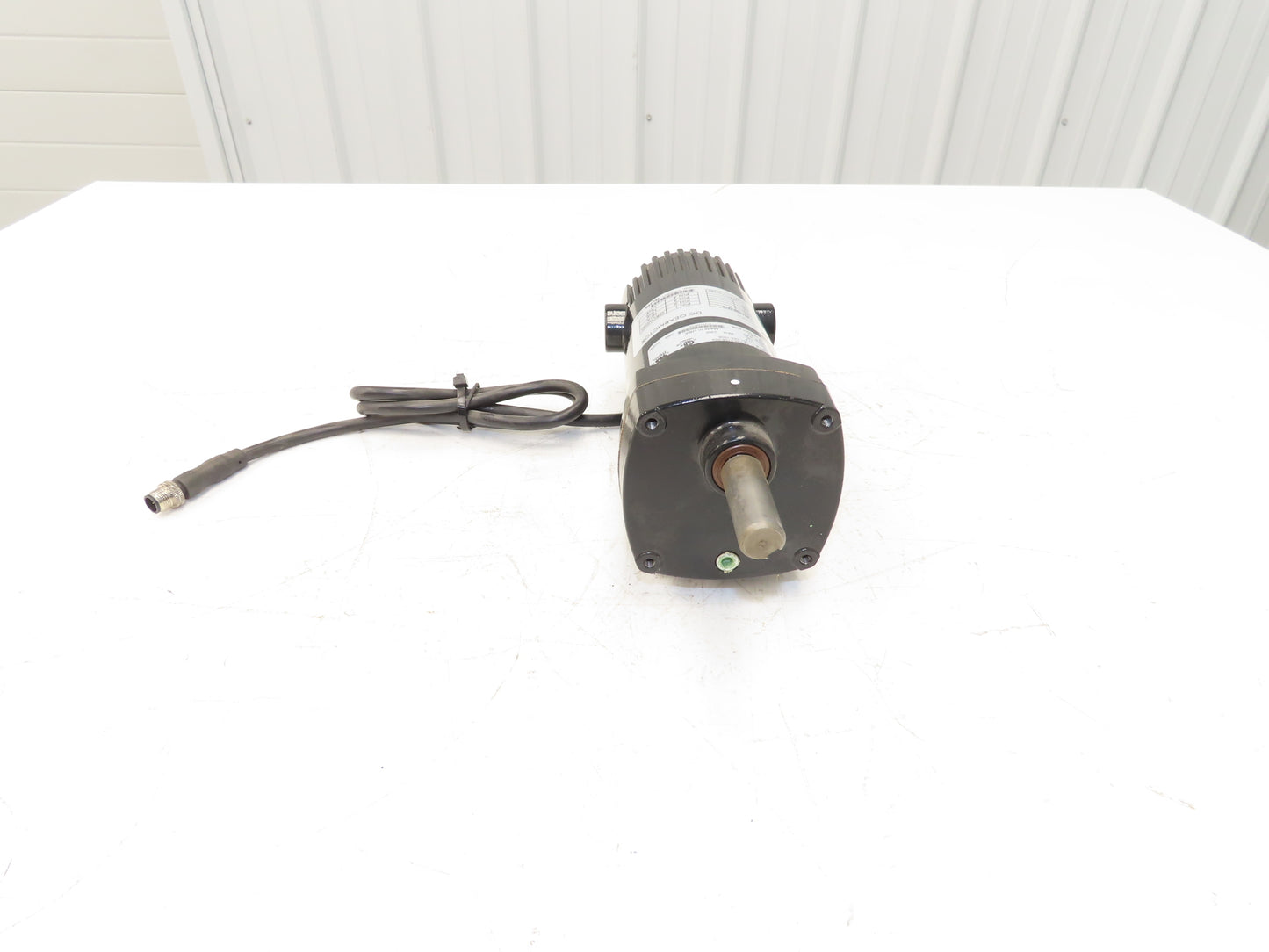 Roach 011-100-1013 DC Gearmotor 12.9:1 Reducer 183 RPM 1/14Hp 130VDC