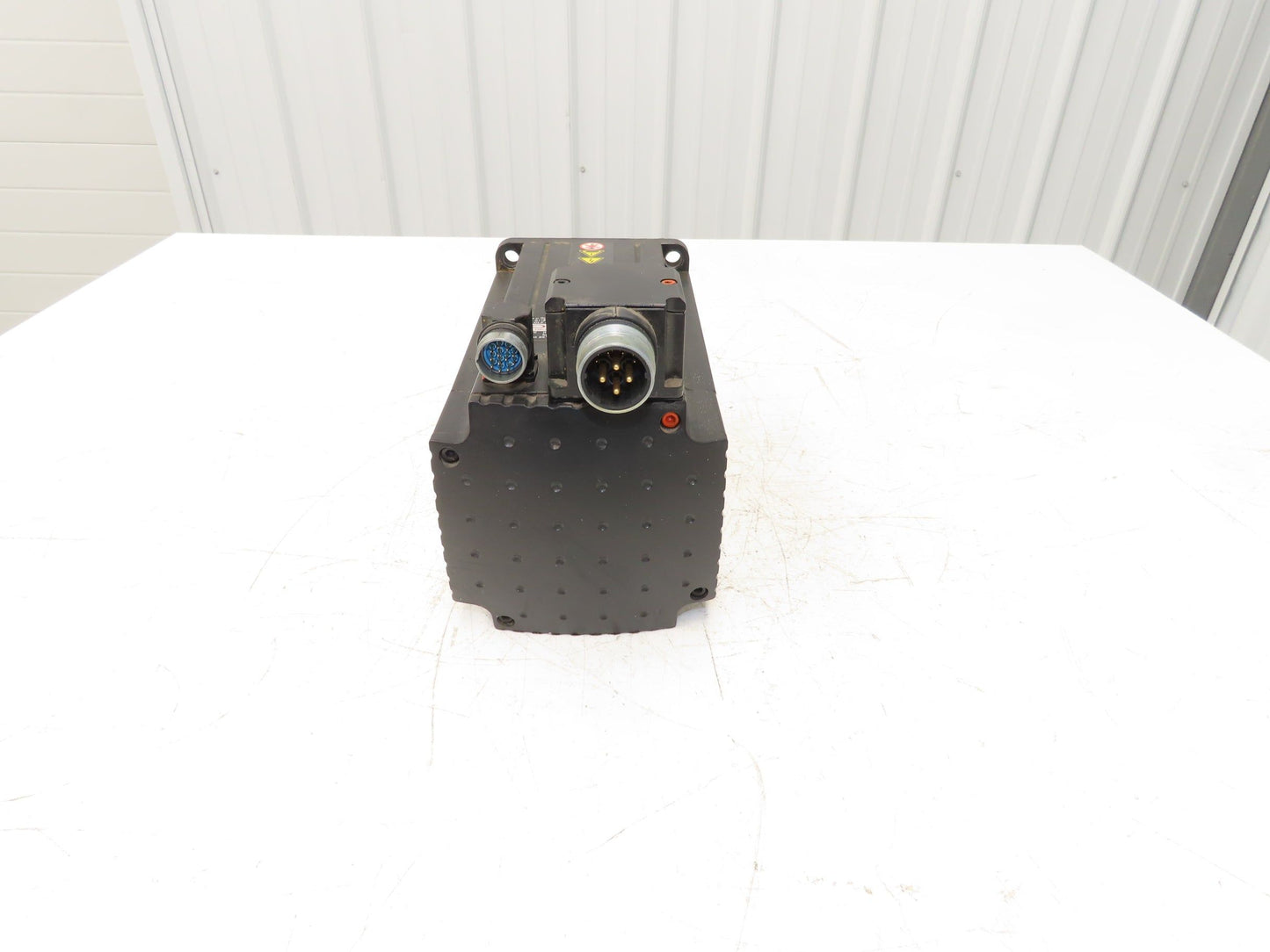 Moog G415-804 AC Servo Motor 4.61kW 2200rpm 325v
