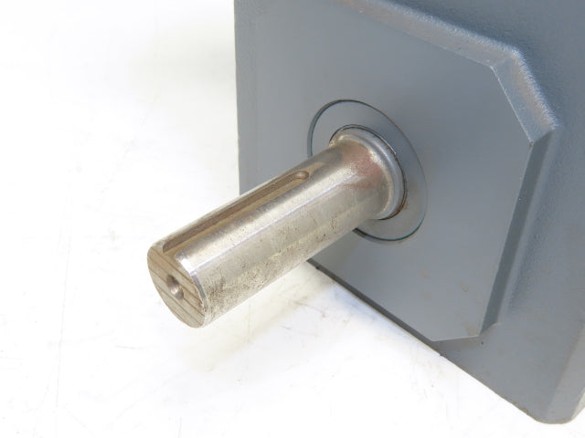 Grove Gear GD BM230-3 Worm Gearbox 20:1 Reducer 3.2Hp 88rpm 56C/140TC RH Output